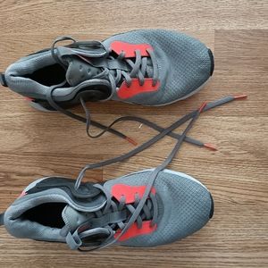 Under Armour shoes Hovr Apex size 10